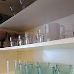 νs *