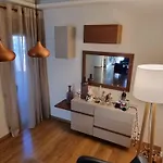 νs